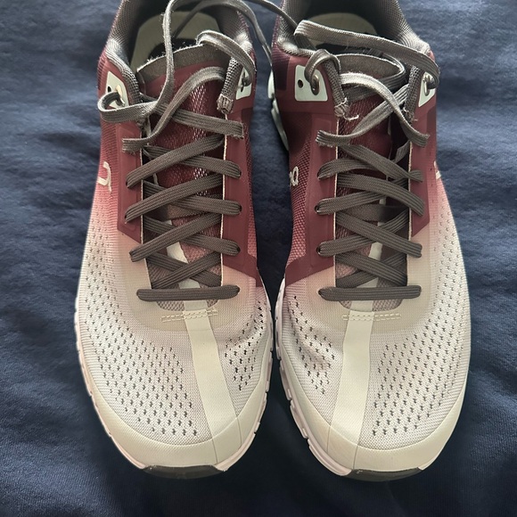 ON women’s sneaker - Picture 7 of 12